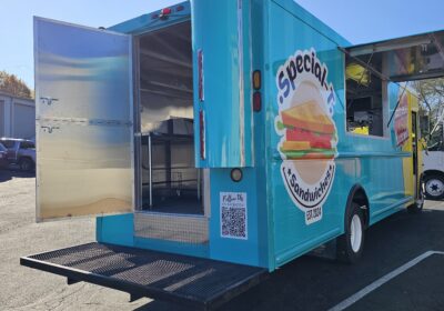 Custom Sandwich Truck Rear Entry Platform