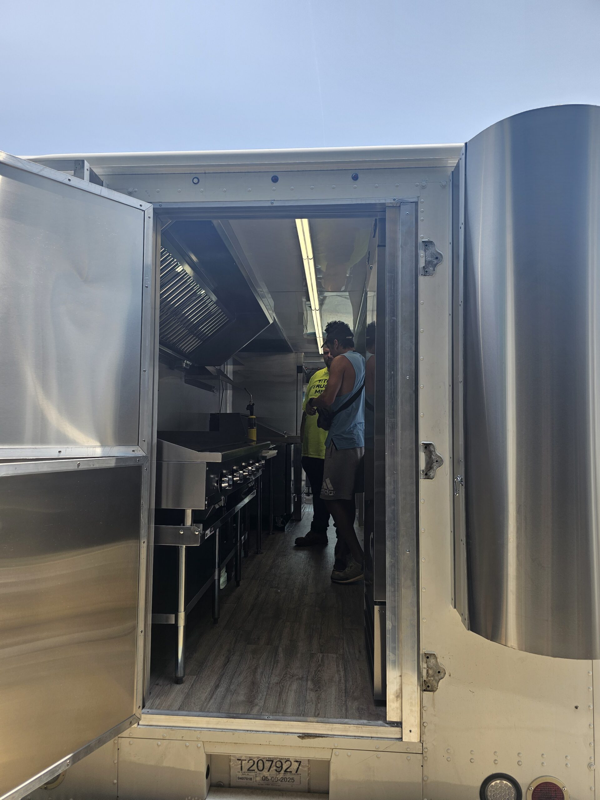Mobile Kitchen Build with Professional Cooking Equipment - Titan Trucks ...